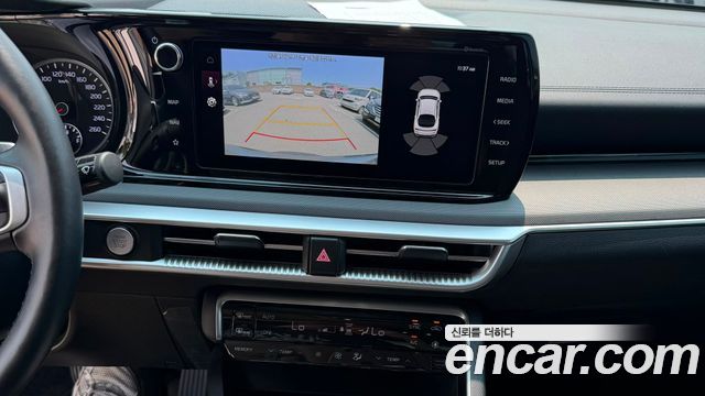 Kia K5 (III) 2.0 Prestige 2023 — фото 10