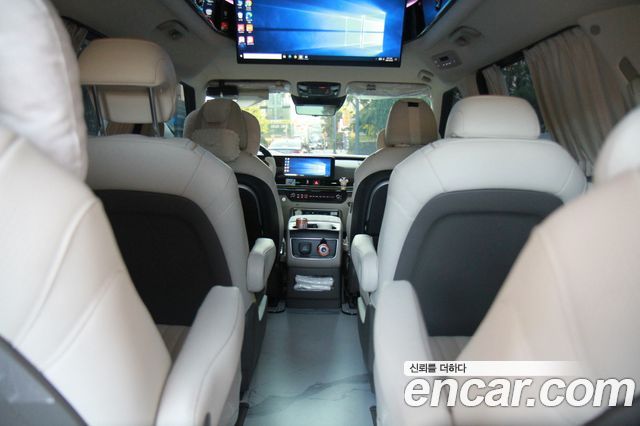 Kia Carnival (IV) HEV 9-Seater Hi-Limousine (Special vehicle) 2025 — фото 15