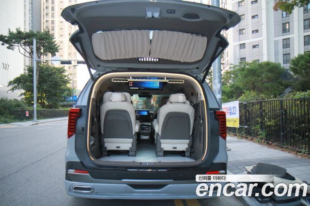 Kia Carnival (IV) HEV 9-Seater Hi-Limousine (Special vehicle) 2025 — фото 16