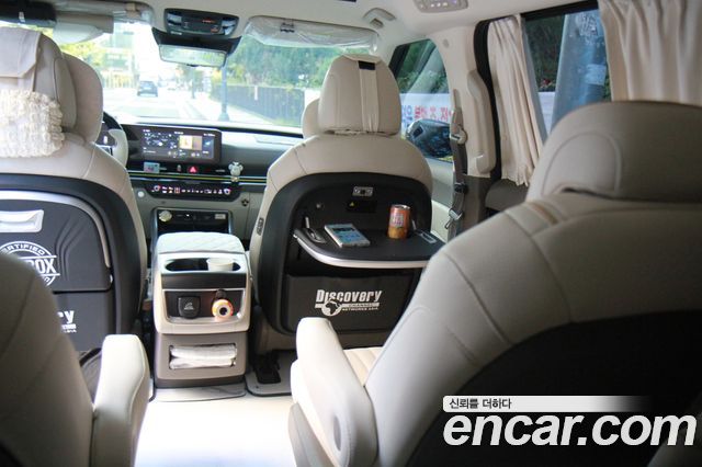 Kia Carnival (IV) HEV 9-Seater Hi-Limousine (Special vehicle) 2025 — фото 18
