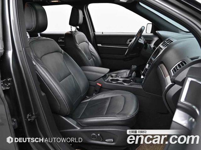 Ford Explorer 2.3 Limited 4WD 5th 2018 — фото 10