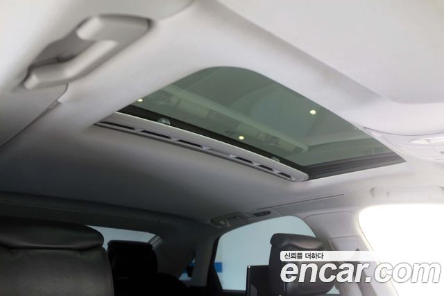 Audi A8 4.2 FSI Quattro RSE D4 2011 — фото 22