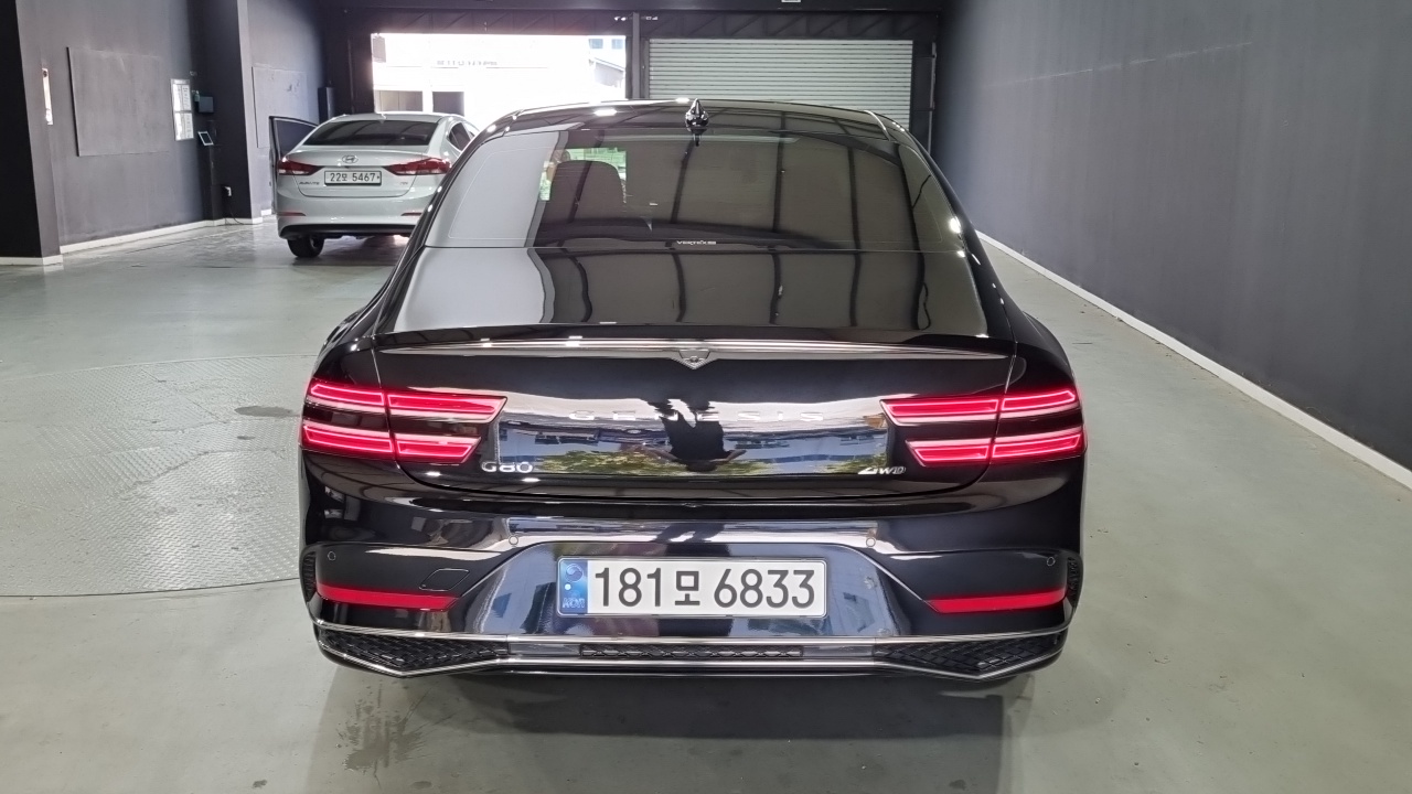 Genesis G80 (RG3) Gasoline 2.5 Turbo AWD 2026 — фото 4