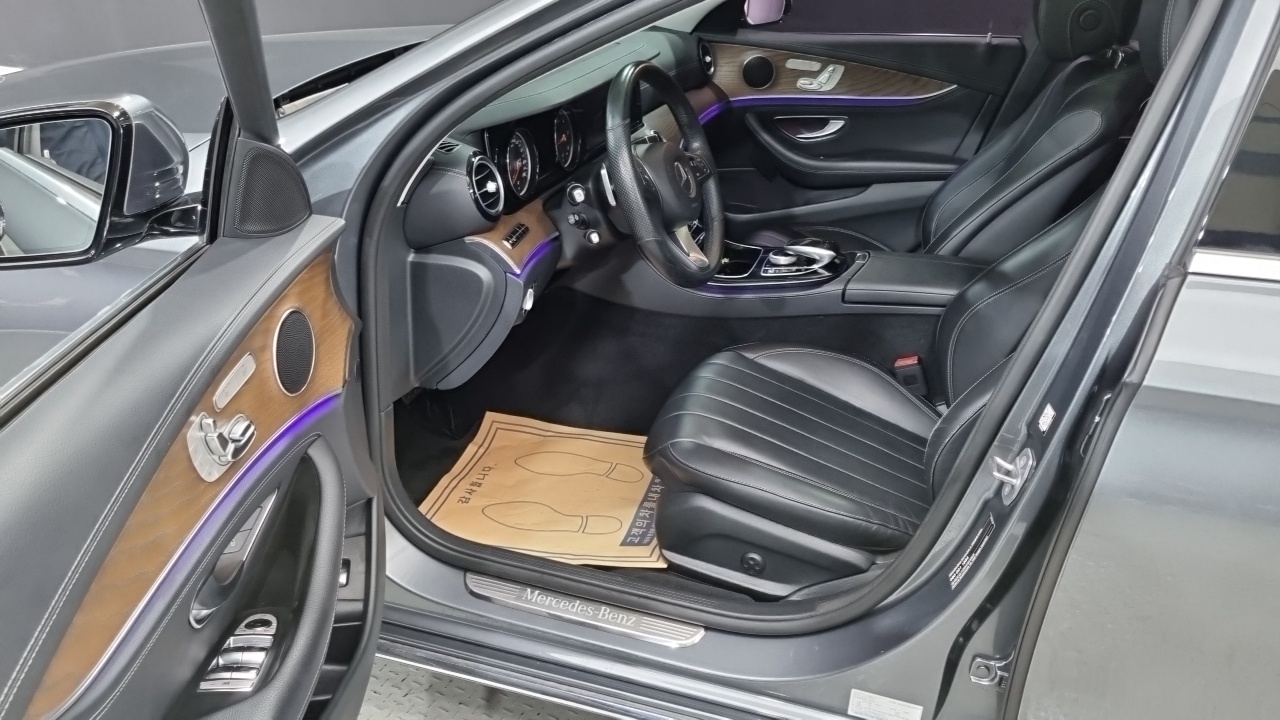 Mercedes-Benz E-Class (W213) E220d Exclusive 2018 — фото 7