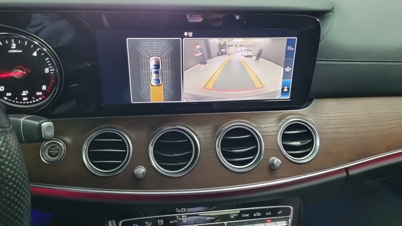 Mercedes-Benz E-Class (W213) E220d Exclusive 2018 — фото 15