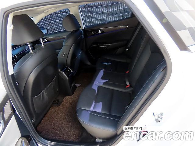 Kia K7 Premier 3.0 LPI Trendy(Rented Car) 2020 — фото 6