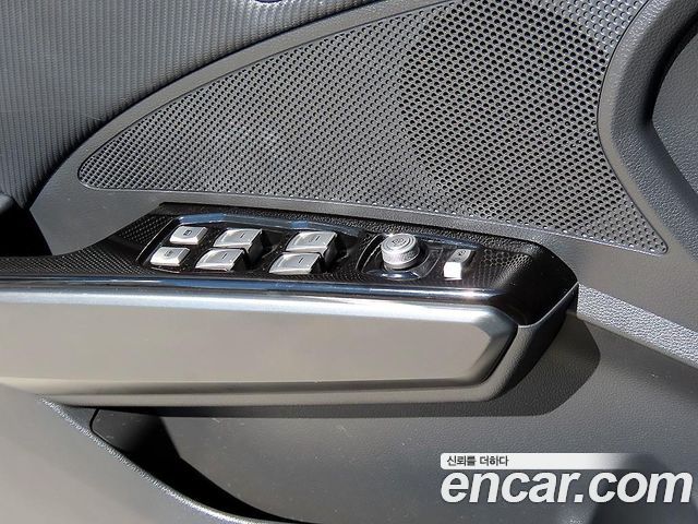 KG Mobility (SsangYong) Tivoli Air Diesel IX 2WD 2016 — фото 15