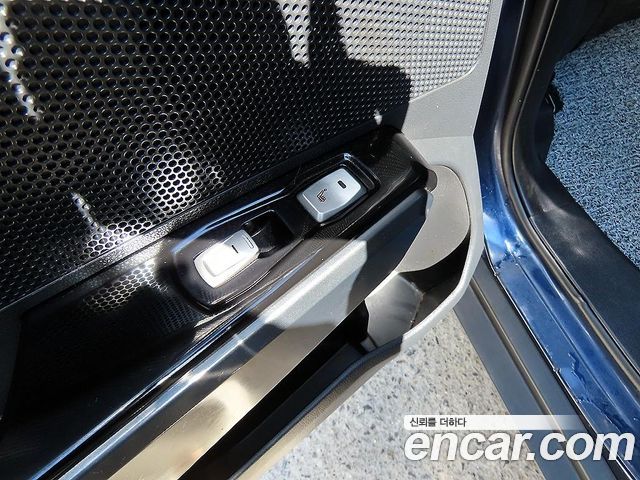 KG Mobility (SsangYong) Tivoli Air Diesel IX 2WD 2016 — фото 21