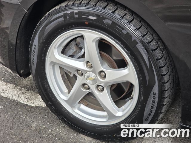 Chevrolet Malibu 1.5 Turbo LS 2017 — фото 9