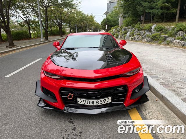 Chevrolet Camaro SS 6.2 V8 Volcano Red