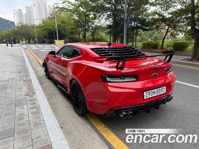 Chevrolet Camaro SS 6.2 V8 Volcano Red 2017 — фото 3