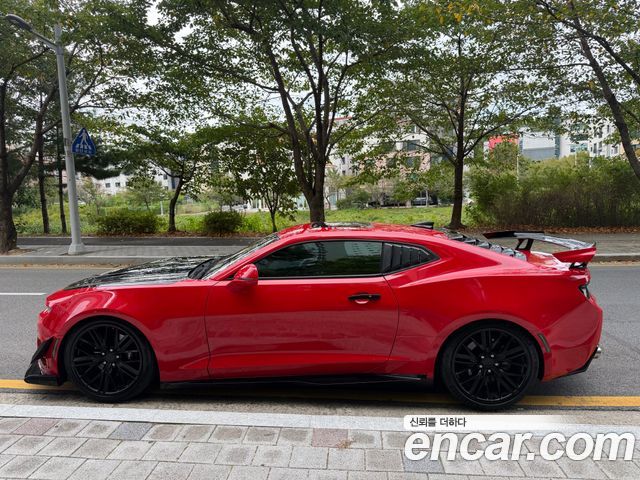 Chevrolet Camaro SS 6.2 V8 Volcano Red 2017 — фото 4