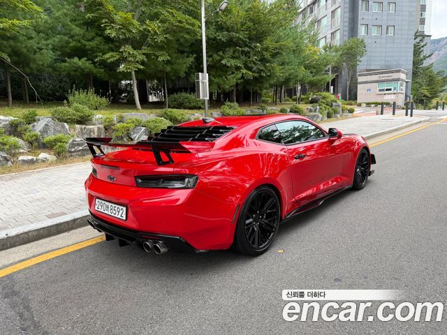 Chevrolet Camaro SS 6.2 V8 Volcano Red 2017 — фото 6