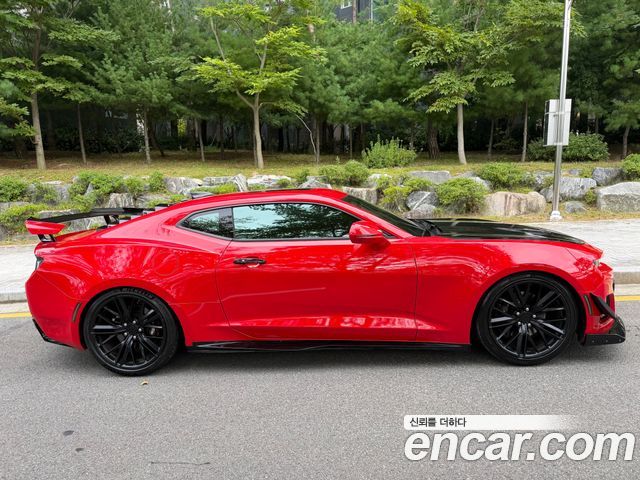 Chevrolet Camaro SS 6.2 V8 Volcano Red 2017 — фото 7