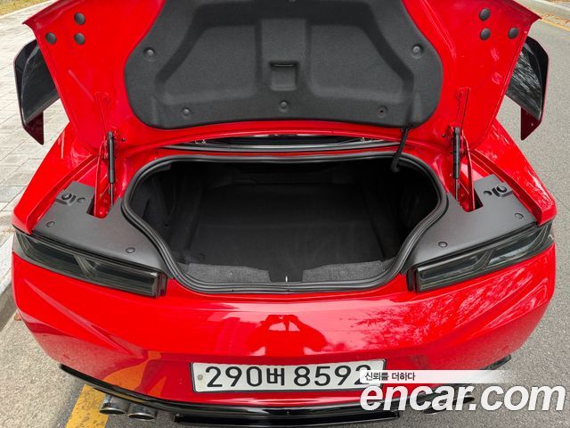 Chevrolet Camaro SS 6.2 V8 Volcano Red 2017 — фото 9