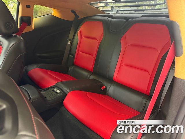 Chevrolet Camaro SS 6.2 V8 Volcano Red 2017 — фото 18