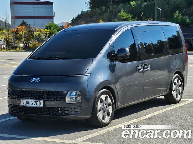 Hyundai Staria Tourer 11-Seater Modern 2022 — фото 1