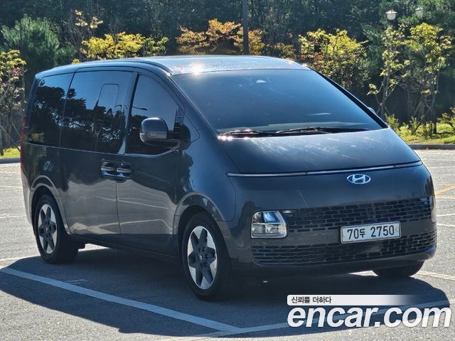 Hyundai Staria Tourer 11-Seater Modern 2022 — фото 3