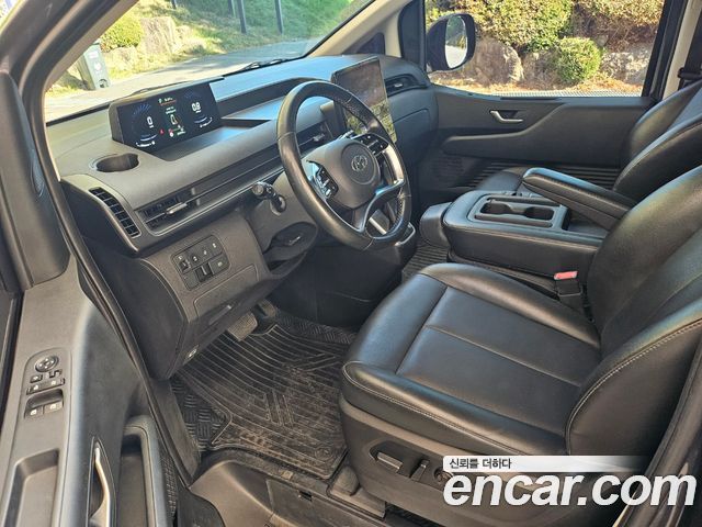 Hyundai Staria Tourer 11-Seater Modern 2022 — фото 18