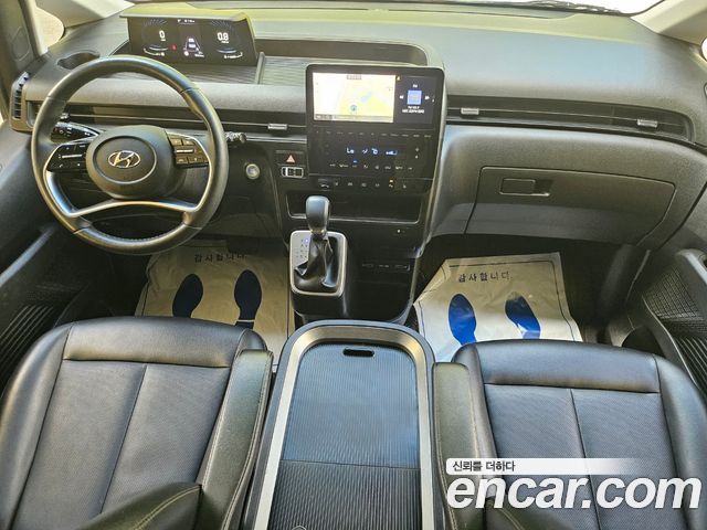 Hyundai Staria Cargo 5-Seater Modern 2023 — фото 10