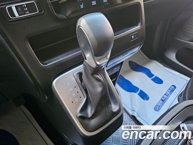 Hyundai Staria Cargo 5-Seater Modern 2023 — фото 23