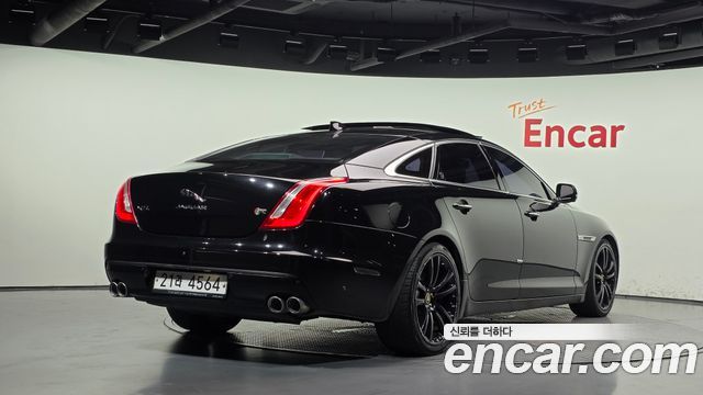 Jaguar XJ 3.0D Premium Luxury LWB X351 2016 — фото 2