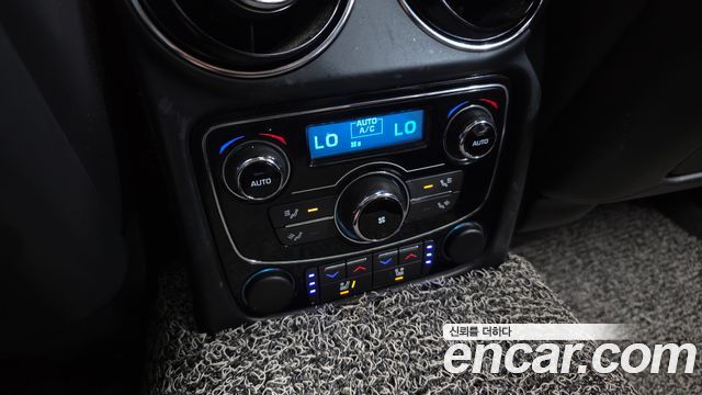 Jaguar XJ 3.0D Premium Luxury LWB X351 2016 — фото 19
