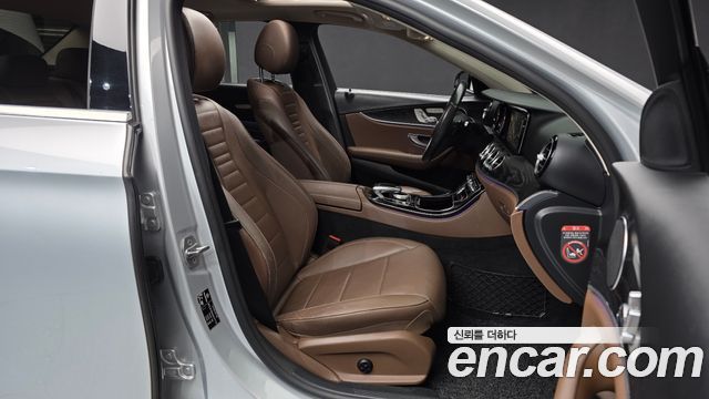 Mercedes-Benz E-Class (W213) E220d Avantgarde 2017 — фото 11