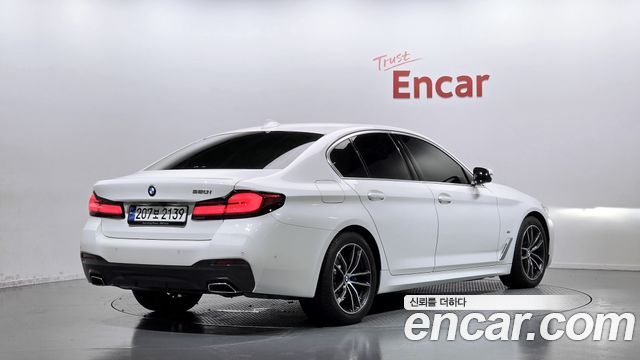 BMW 5 Series (G30) 520i M Sport 2022 — фото 2