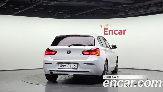 BMW 1 Series (F20) 118d Sport 5Door 2017 — фото 3