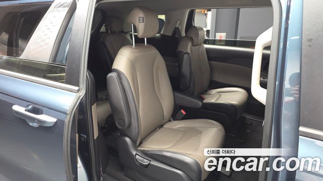 Kia Carnival (IV) Diesel 9-Seater Prestige 2024 — фото 12