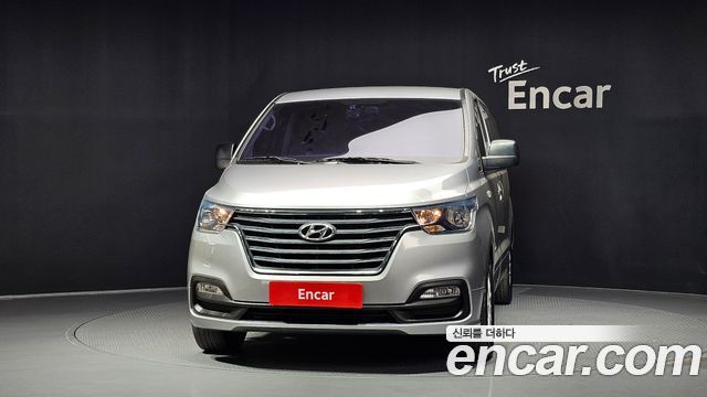 Hyundai Grand Starex Wagon 12-Seater Smart 2019 — фото 3