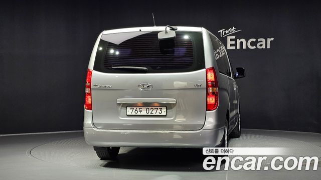 Hyundai Grand Starex Wagon 12-Seater Smart 2019 — фото 4