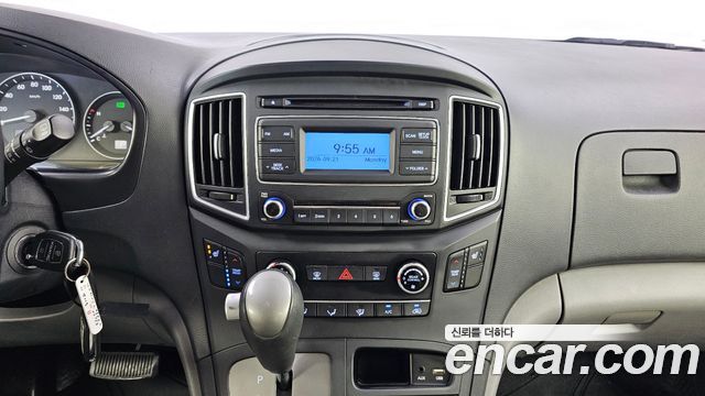 Hyundai Grand Starex Wagon 12-Seater Smart 2019 — фото 14
