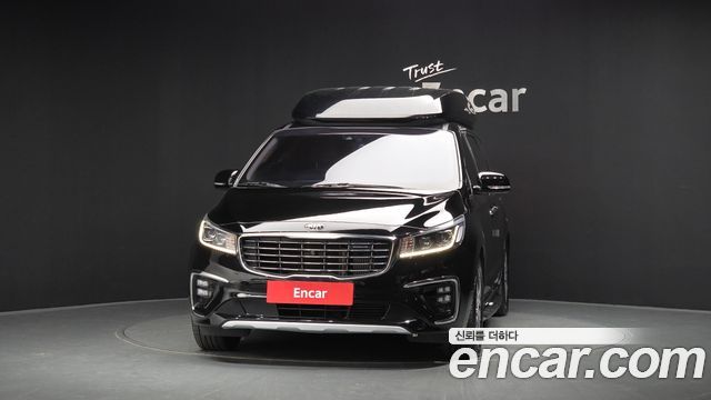 Kia Carnival 9-Seater Hi-Limousine Noblesse Special 2019 — фото 3