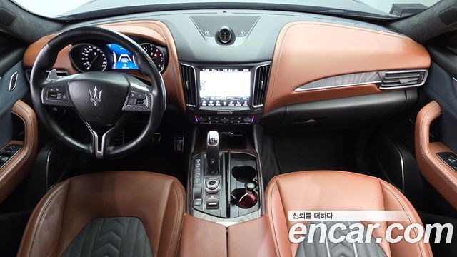 Maserati Levante 3.0 AWD GranLusso 2020 — фото 7