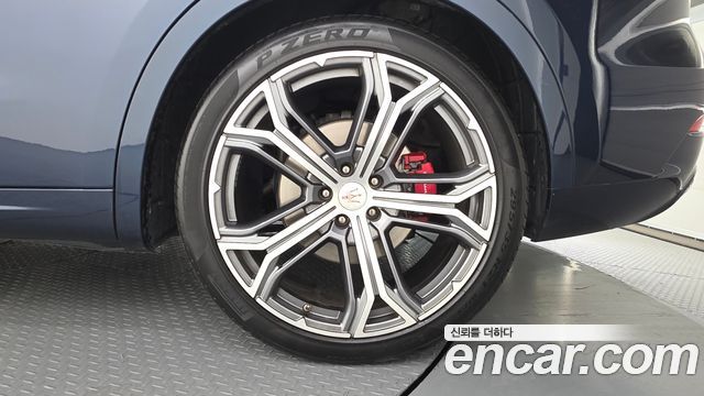 Maserati Levante 3.0 AWD GranLusso 2020 — фото 27