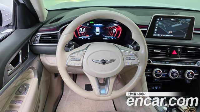 Genesis G70 3.3T Sport AWD Prestige 2019 — фото 18