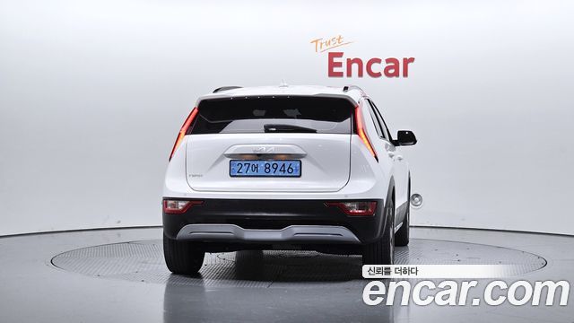 Kia Niro EV Air 2023 — фото 4