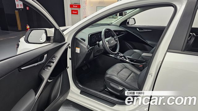 Kia Niro EV Air 2023 — фото 10