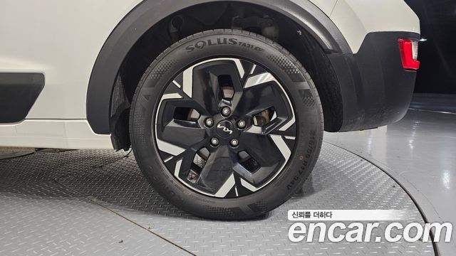 Kia Niro EV Air 2023 — фото 21