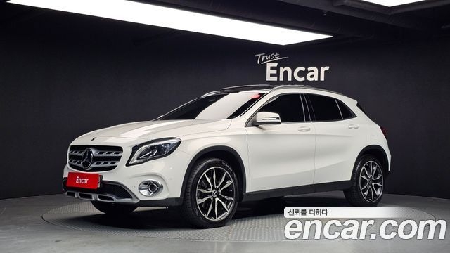 Mercedes-Benz GLA-Class (X156) GLA250 4MATIC