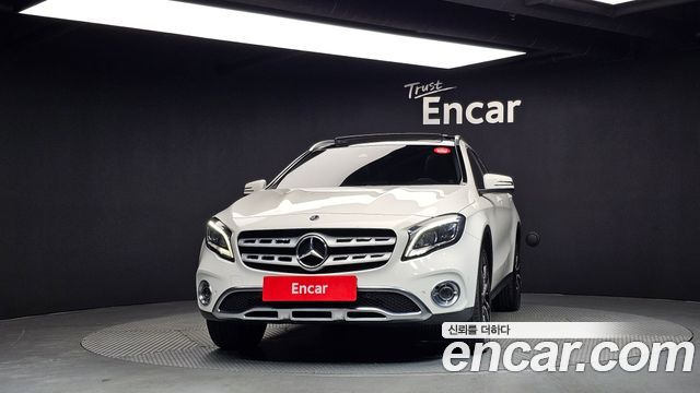Mercedes-Benz GLA-Class (X156) GLA250 4MATIC 2018 — фото 3