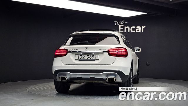 Mercedes-Benz GLA-Class (X156) GLA250 4MATIC 2018 — фото 4