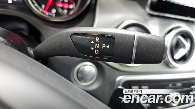 Mercedes-Benz GLA-Class (X156) GLA250 4MATIC 2018 — фото 9