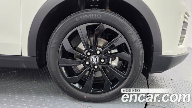 KG Mobility (SsangYong) Very New Tivoli Gasoline 1.5 2WD V7 2023 — фото 5