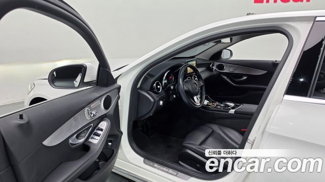 Mercedes-Benz C-Class (W205) C200 Avantgarde 2017 — фото 10