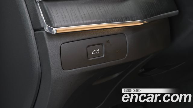 Volvo XC90 (II) B6 Ultimate Bright 2023 — фото 19