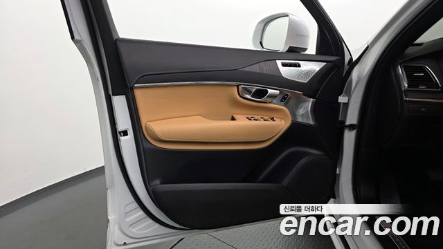 Volvo XC90 (II) B6 Ultimate Bright 2023 — фото 30