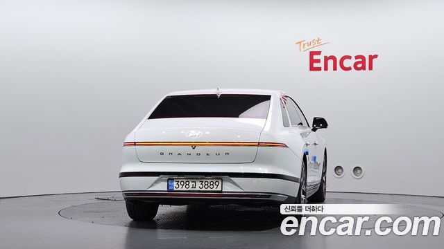 Hyundai Grandeur (GN7) 3.5 LPG 2WD Exclusive 2023 — фото 4